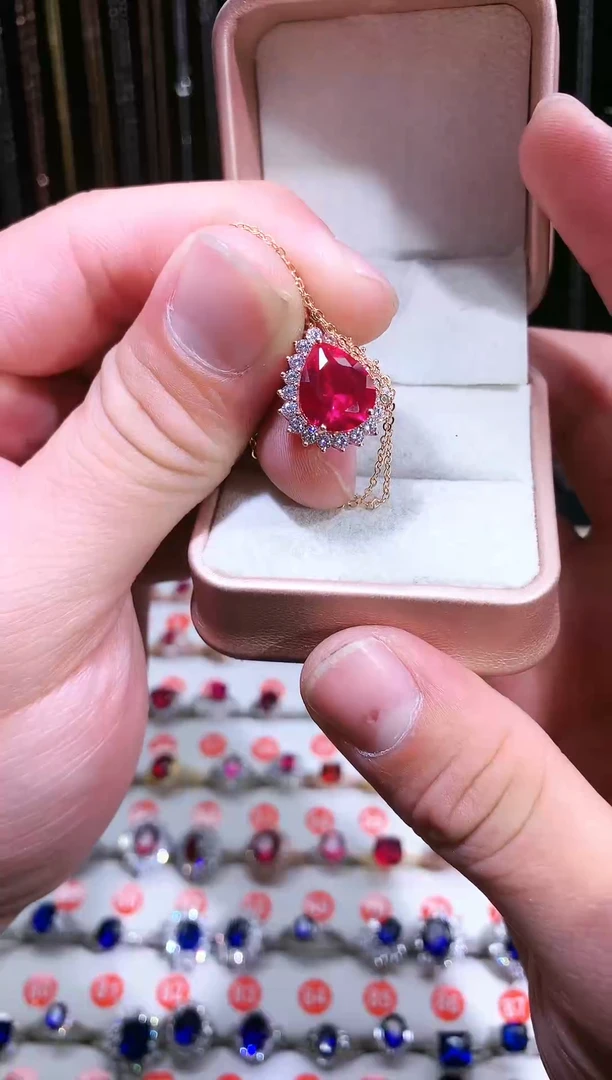 【闪购商品】红宝石吊坠(赠链)银S925镶嵌111111