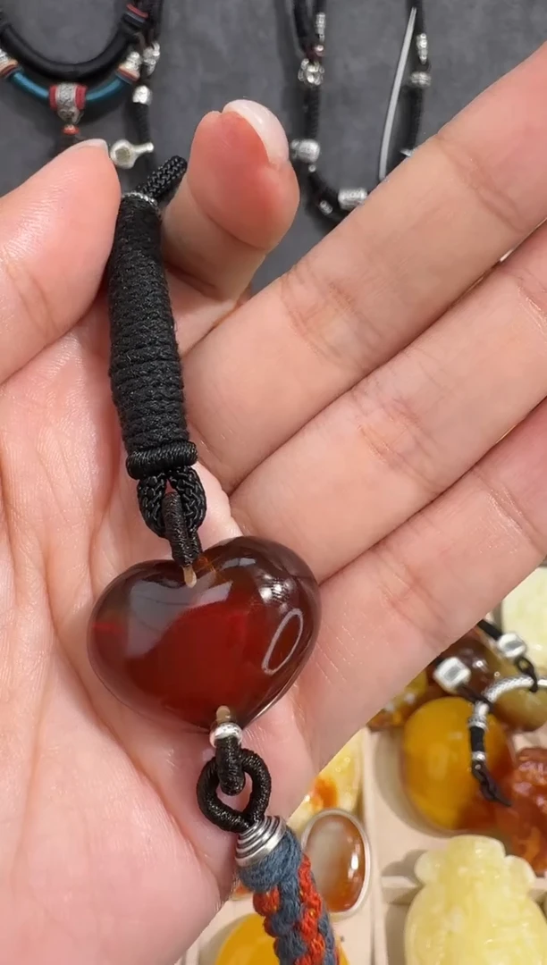裸石琥珀未镶嵌媚*琥珀