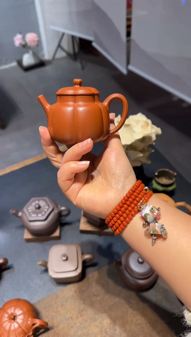 茶壶紫砂唯****家繁花 朱泥