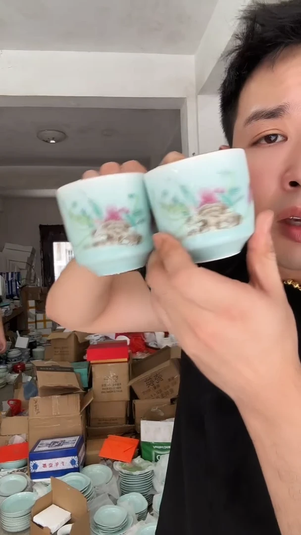 瓷片花朵杯子2个装花朵杯子2个装