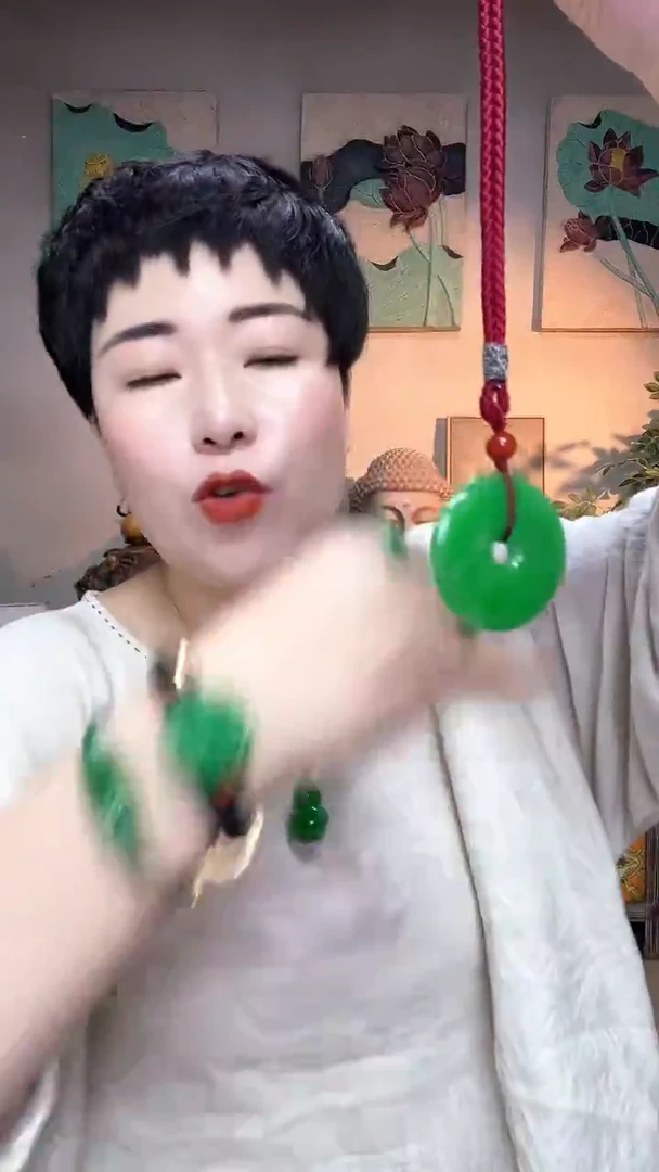 吊坠(赠链)合金翡翠670