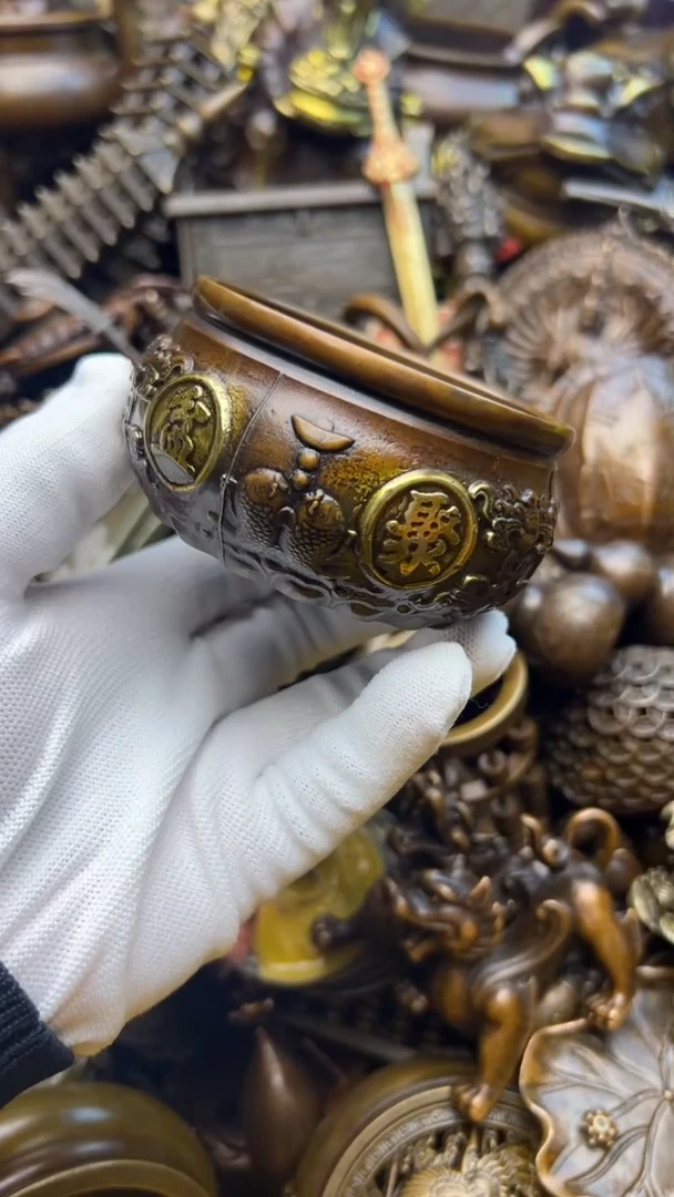 精美铜器，点击下单