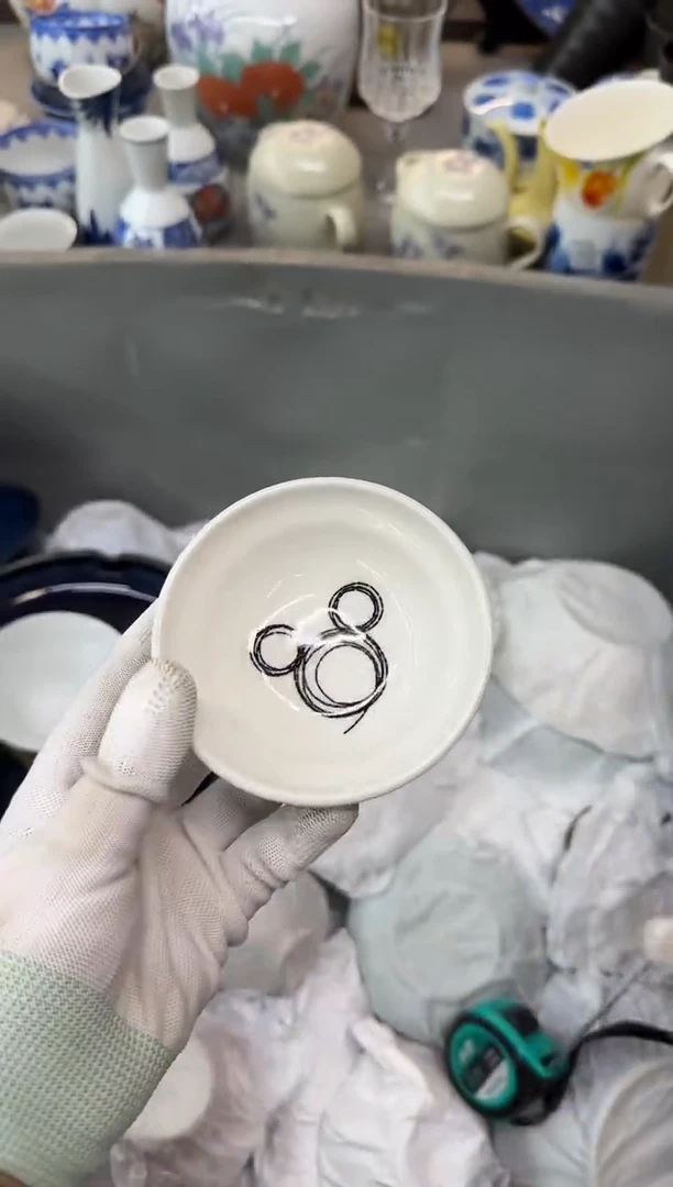 摆件桃**酱瓷器瓷器瓷器瓷器