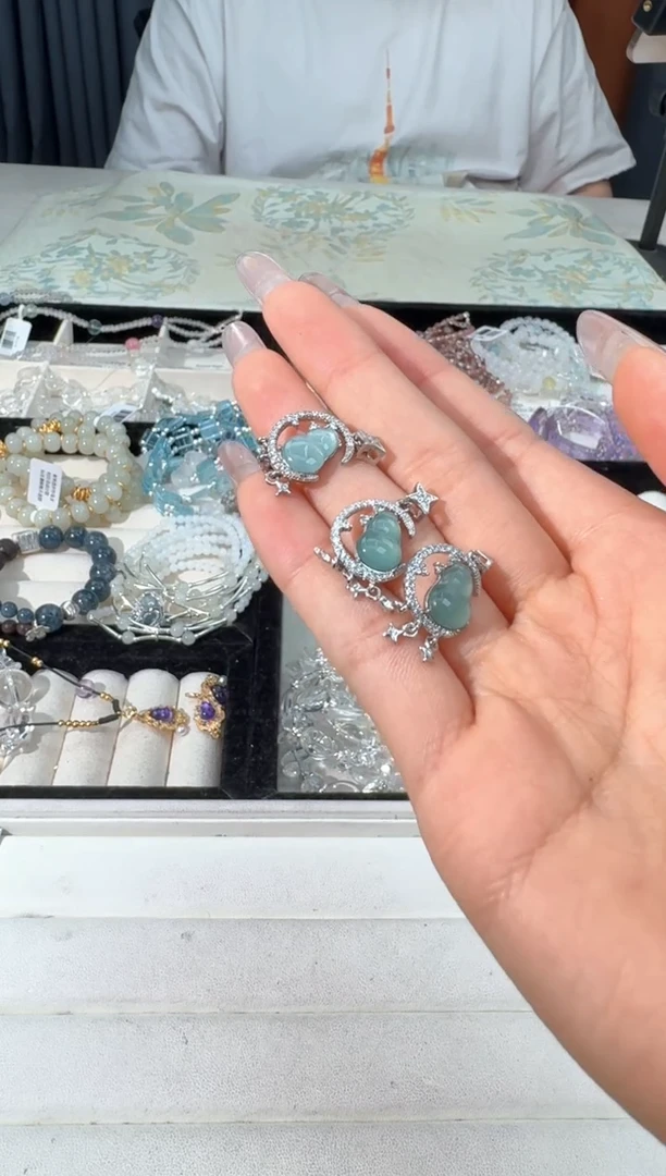 翡翠银S925镶嵌颈饰J030蓝水翡翠葫芦月亮吊坠