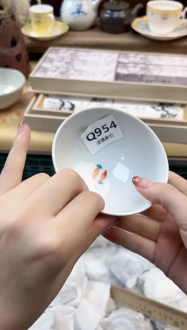 瓷片一****次   954