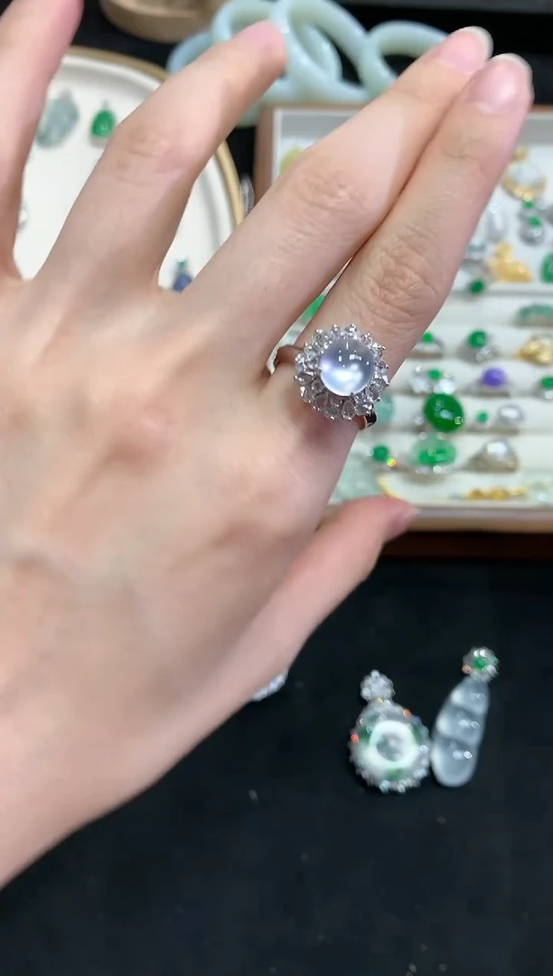 【闪购商品】翡翠戒指18K金镶嵌W323|29999