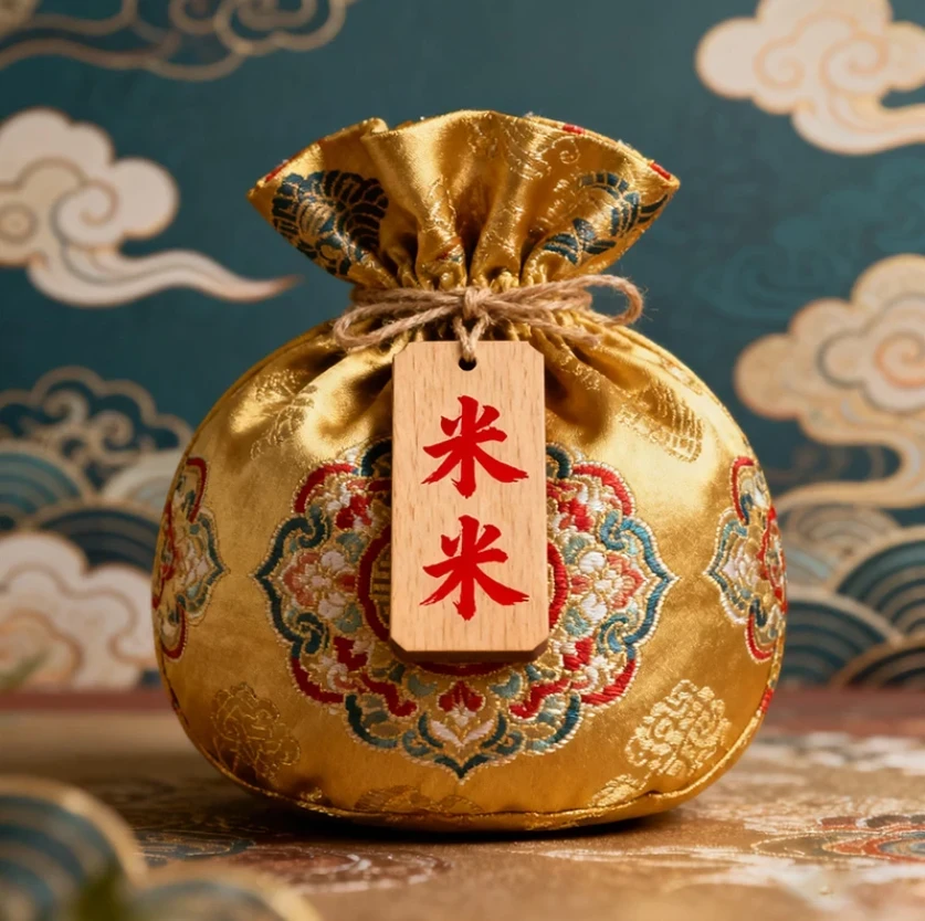 3号米不够花【师傅推荐】手绘聚米 偏偏爱上你生肖挂饰手机贴