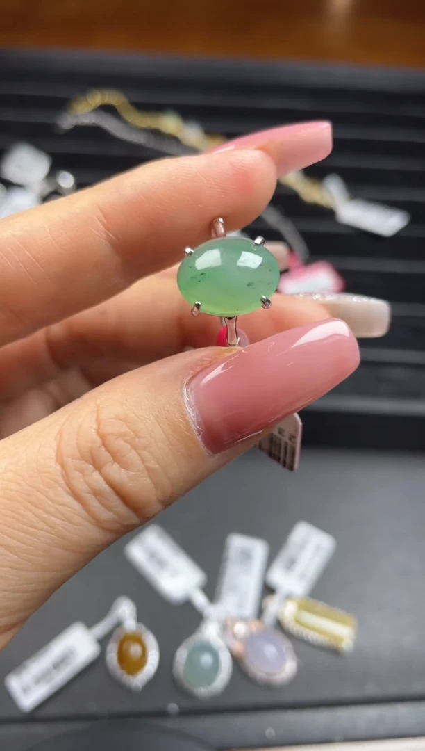 银S925镶嵌戒指翡翠天然翡翠A货