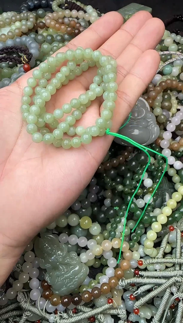 颈饰未镶嵌和田玉拍一发一