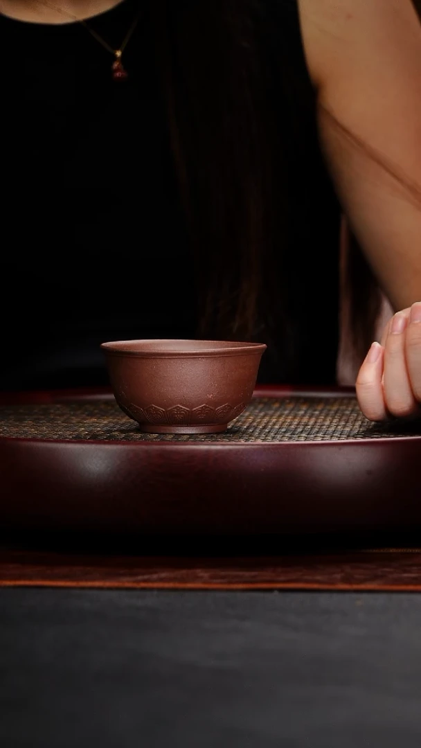 茶壶紫砂如意纹紫泥主人杯10 TL