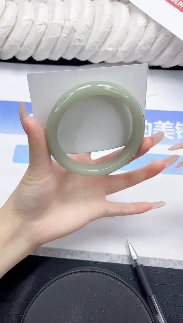 未镶嵌手镯石英质玉86-60