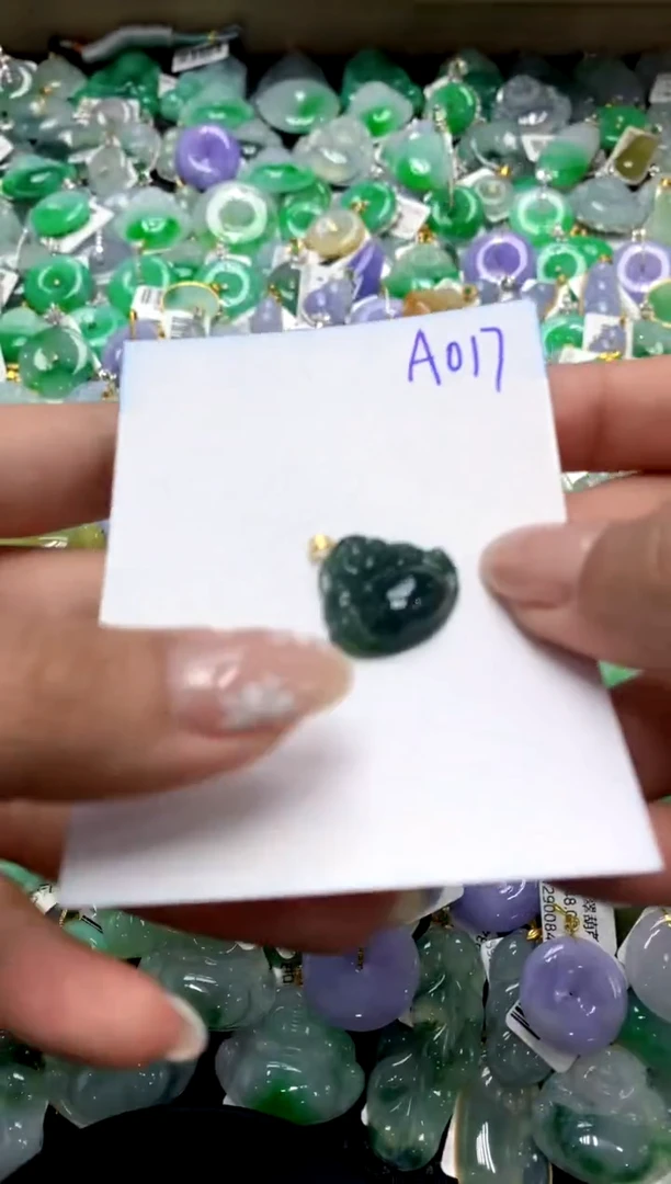 【闪购商品】翡翠颈饰18K金镶嵌111111111111111111