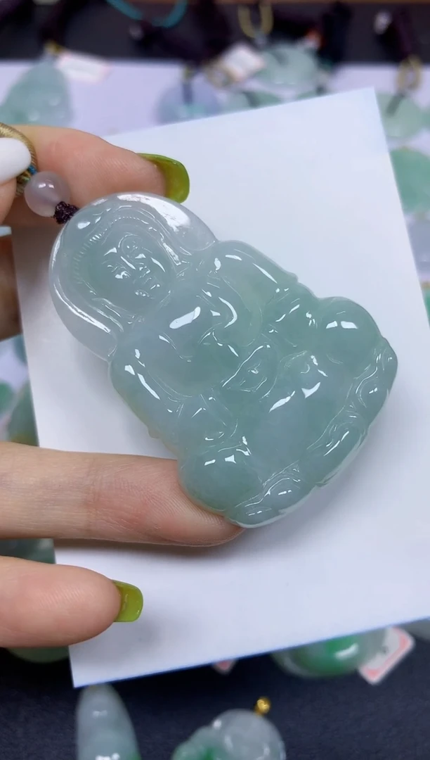 翡翠未镶嵌颈饰挂件