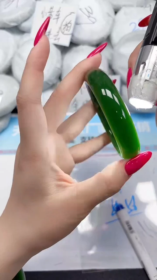 未镶嵌手镯石英质玉134/5556