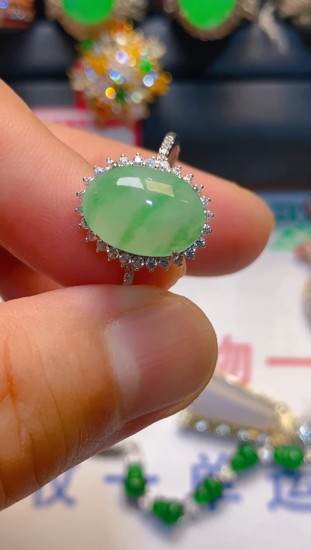 翡翠银S925镶嵌耳饰天然