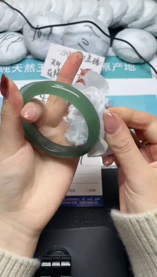 未镶嵌手镯石英质玉39-56