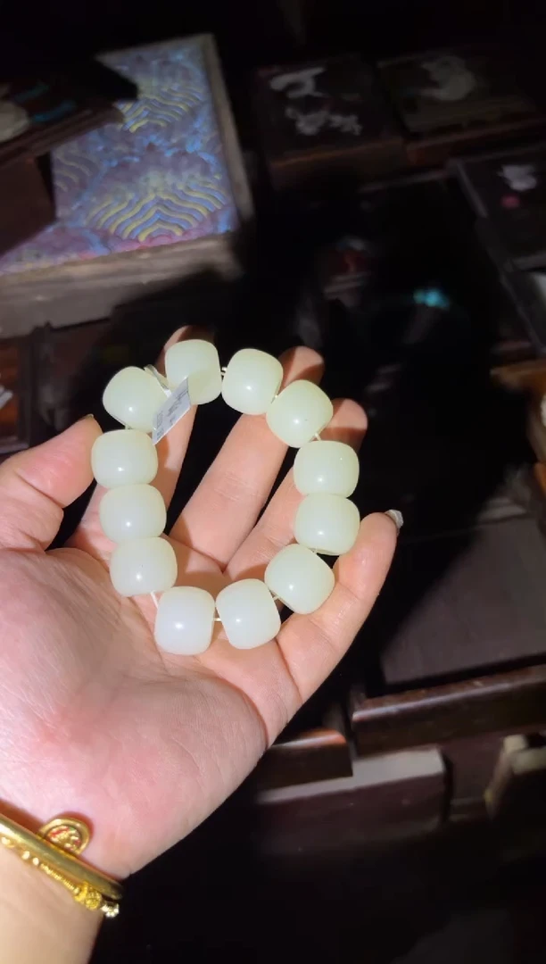 手链未镶嵌和田玉哈哈哈哈哈哈哈哈哈