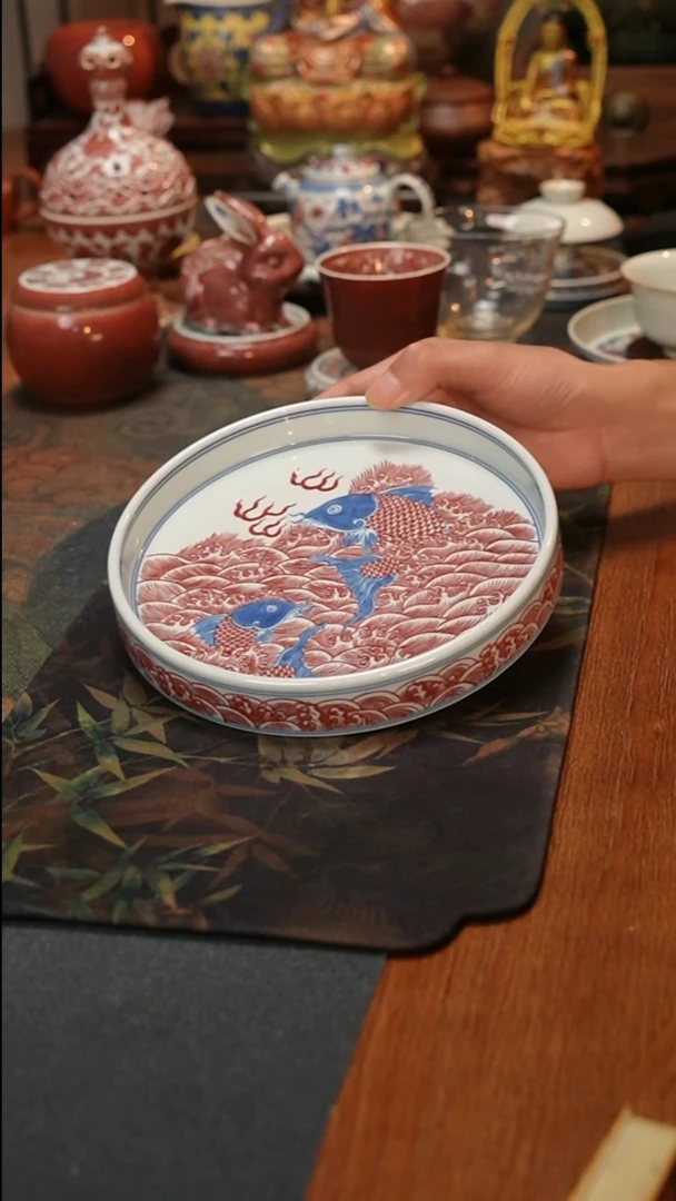 贵红窑青花釉里红鲤鱼海水纹壶承