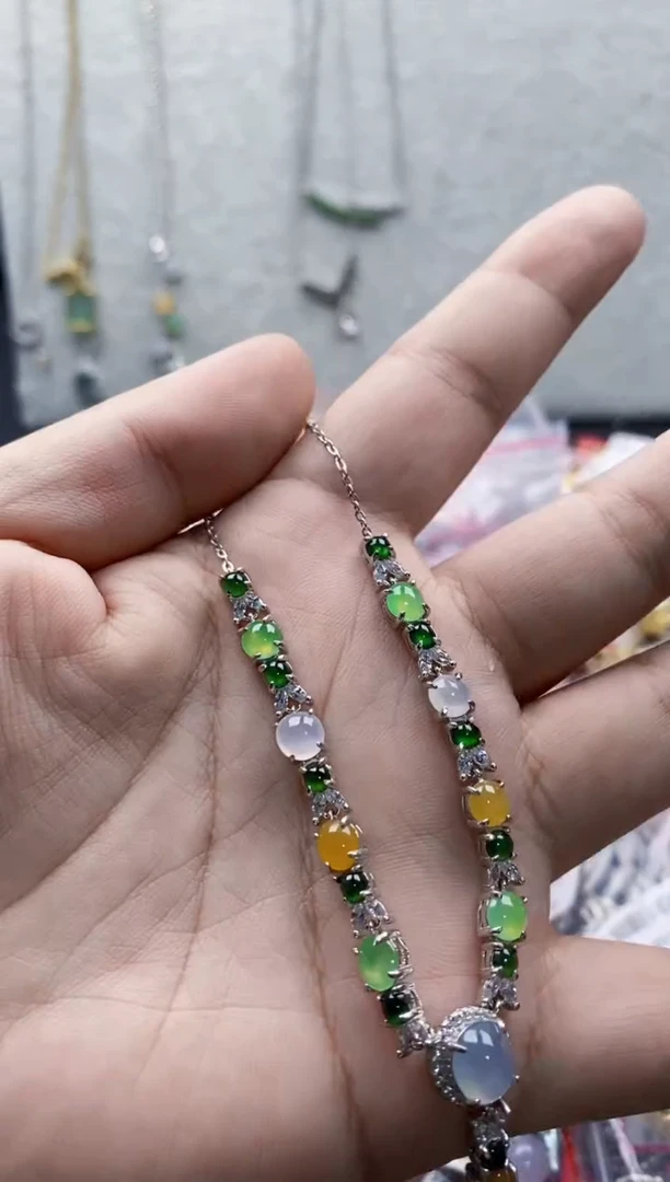 翡翠戒指银S925镶嵌1100000    8