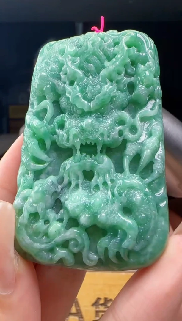 翡翠未镶嵌颈饰MM@@WS1WX37976