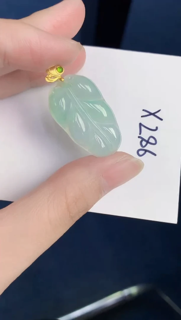 颈饰未镶嵌翡翠天然翡翠缅甸A货