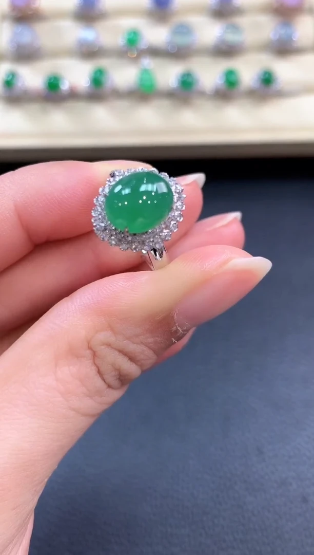 【闪购商品】翡翠戒指18K金镶嵌b108