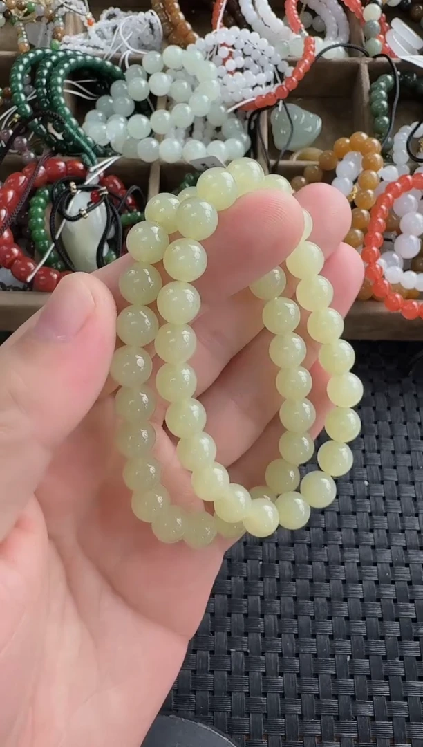 和田玉未镶嵌颈饰8mm黄玉手串多样性发货拍一发一