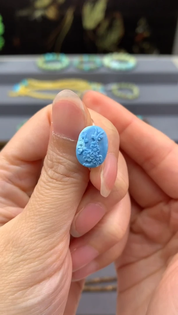 未镶嵌绿松石雕刻E40