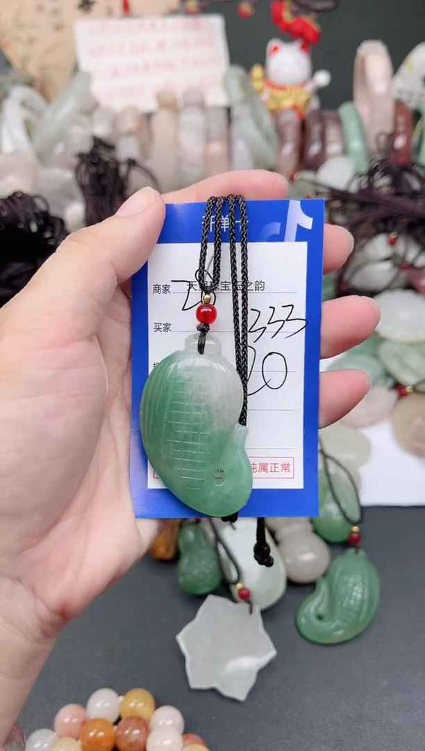 未镶嵌手镯石英质玉333