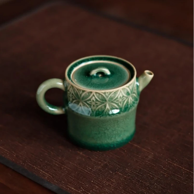 斋居·松影琉璃-梵山堂-钱纹窗花竹节壶-110ml（W0648）