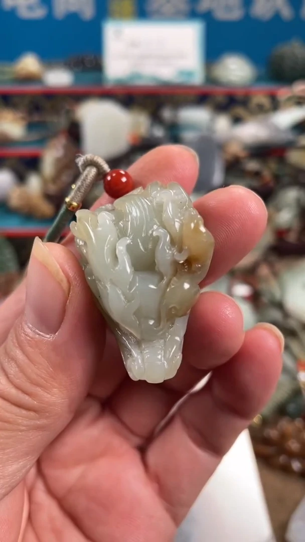 未镶嵌和田玉挂件0045