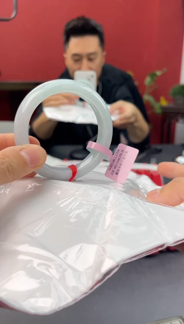 未镶嵌手镯翡翠3   54