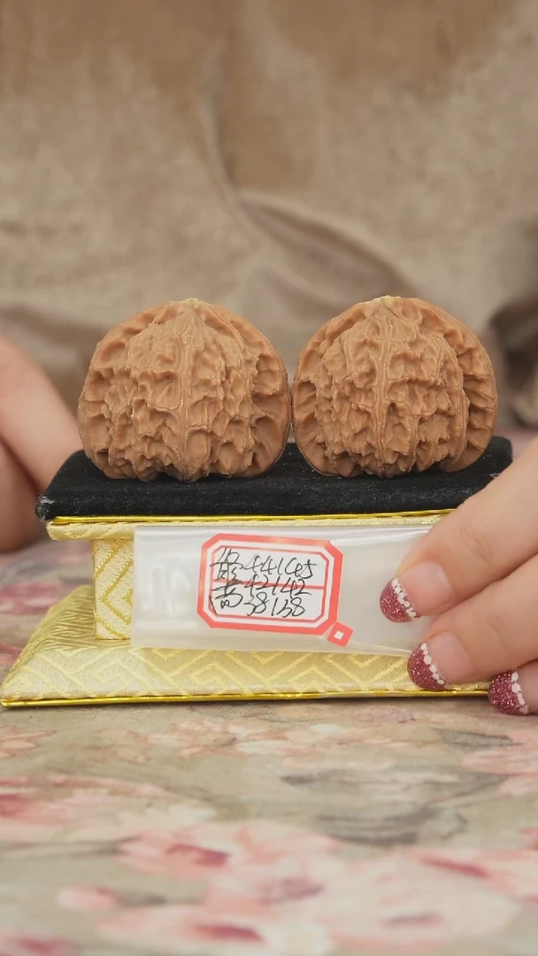 把件文玩核桃白狮子微修