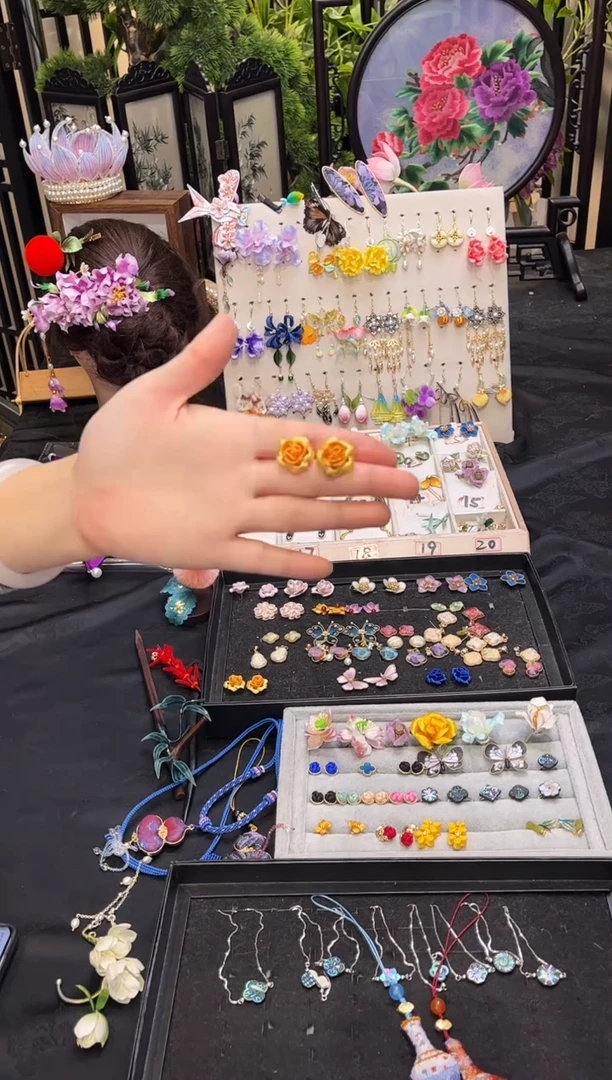 织绣霜**七非遗手工苏绣饰品