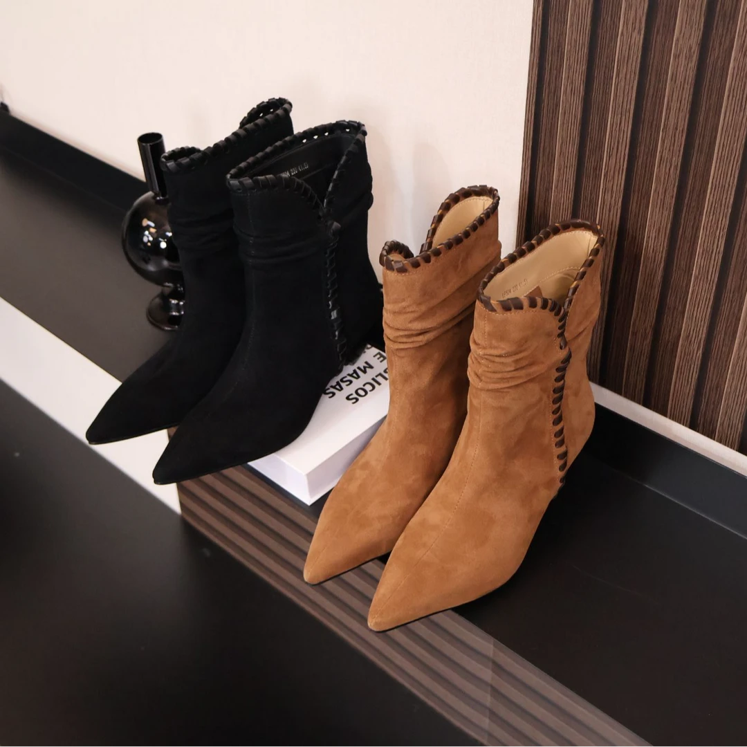 牛翻皮/5厘米跟高/尖头气质坡跟时尚女鞋简约短靴LF504