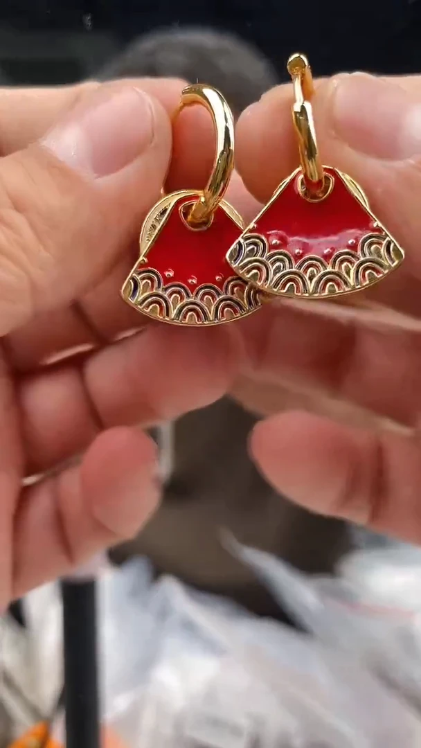 颈饰未镶嵌翡翠R-ED040