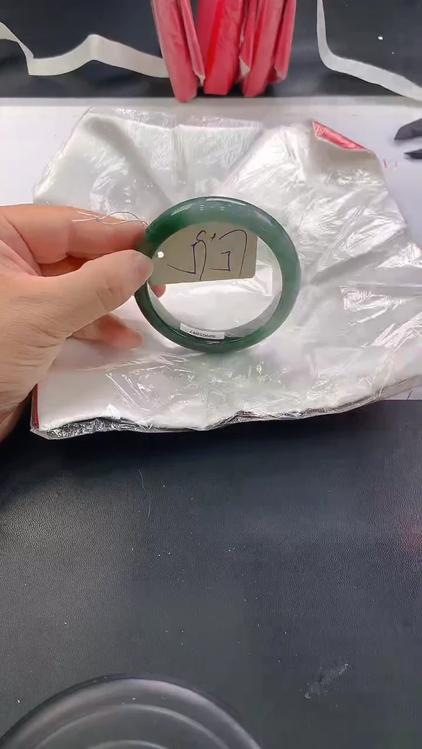 未镶嵌手镯翡翠57