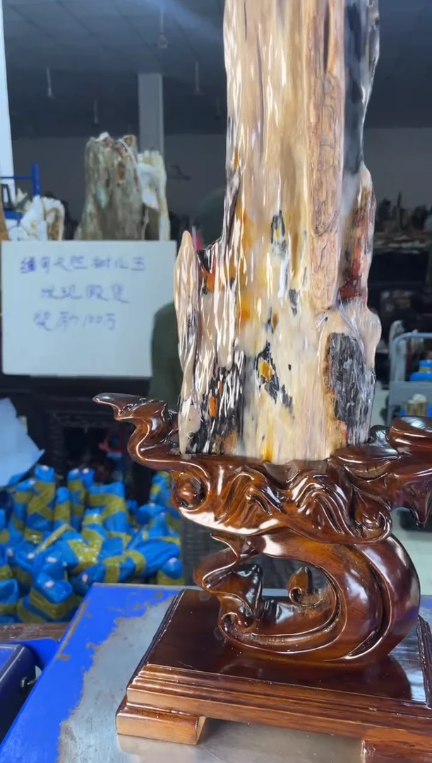 未镶嵌摆件硅化玉40