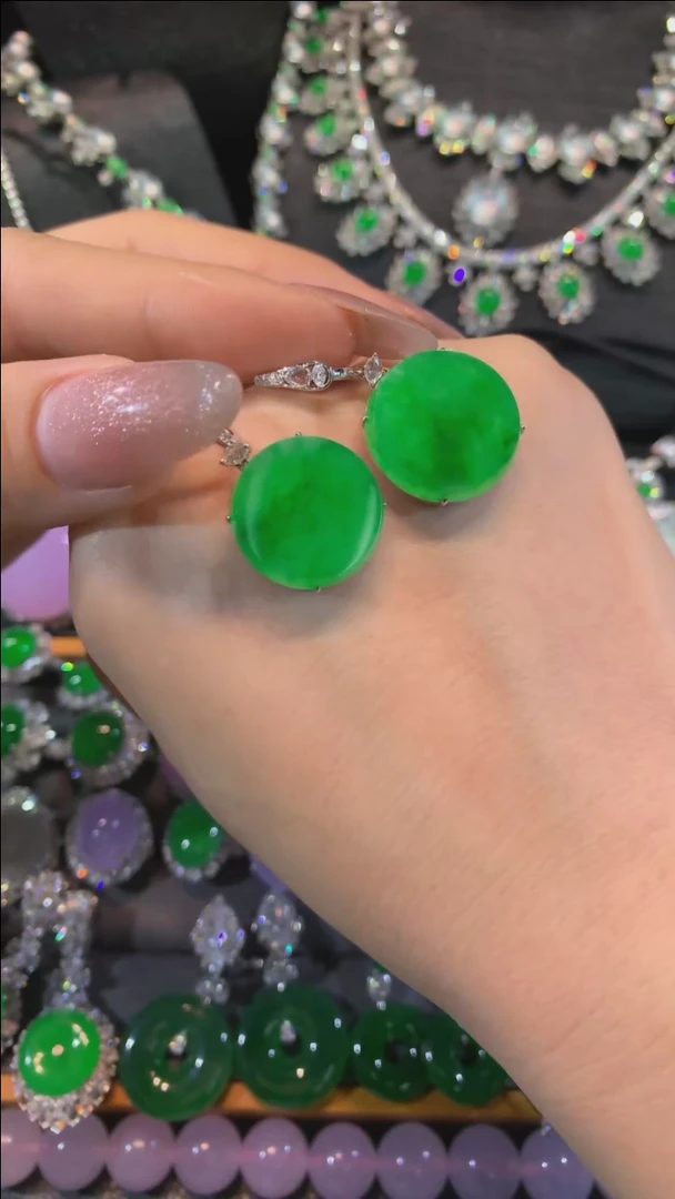 【闪购商品】翡翠耳饰18K金镶嵌耳饰