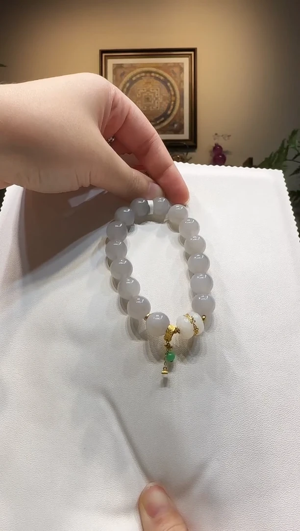 未镶嵌手链和田玉手链