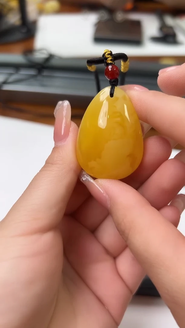 未镶嵌蜜蜡裸石琥珀蜜蜡吊坠