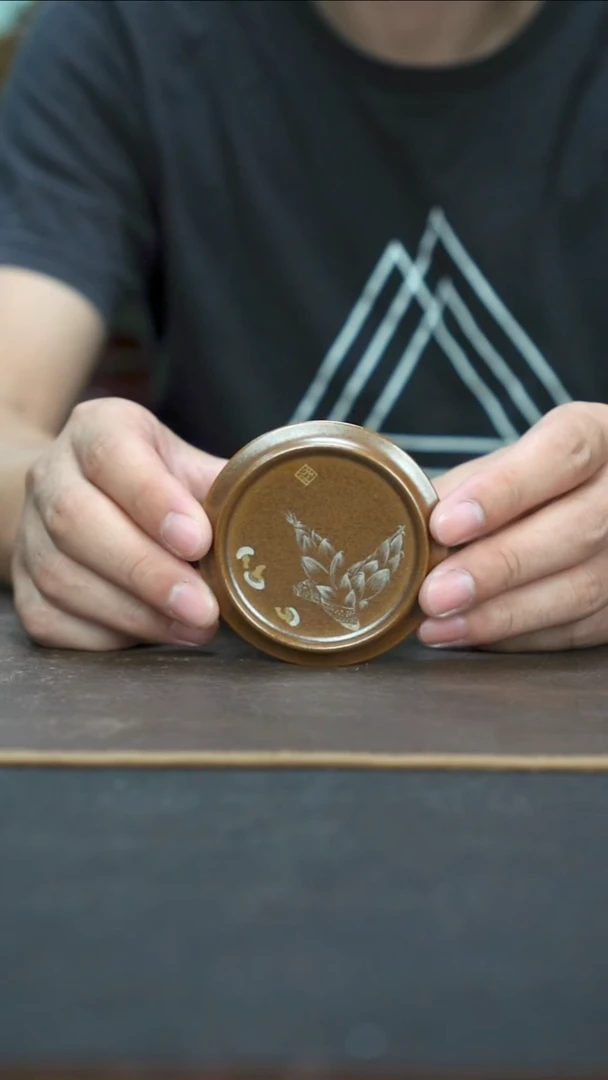 杯紫金釉手绘加彩盖置