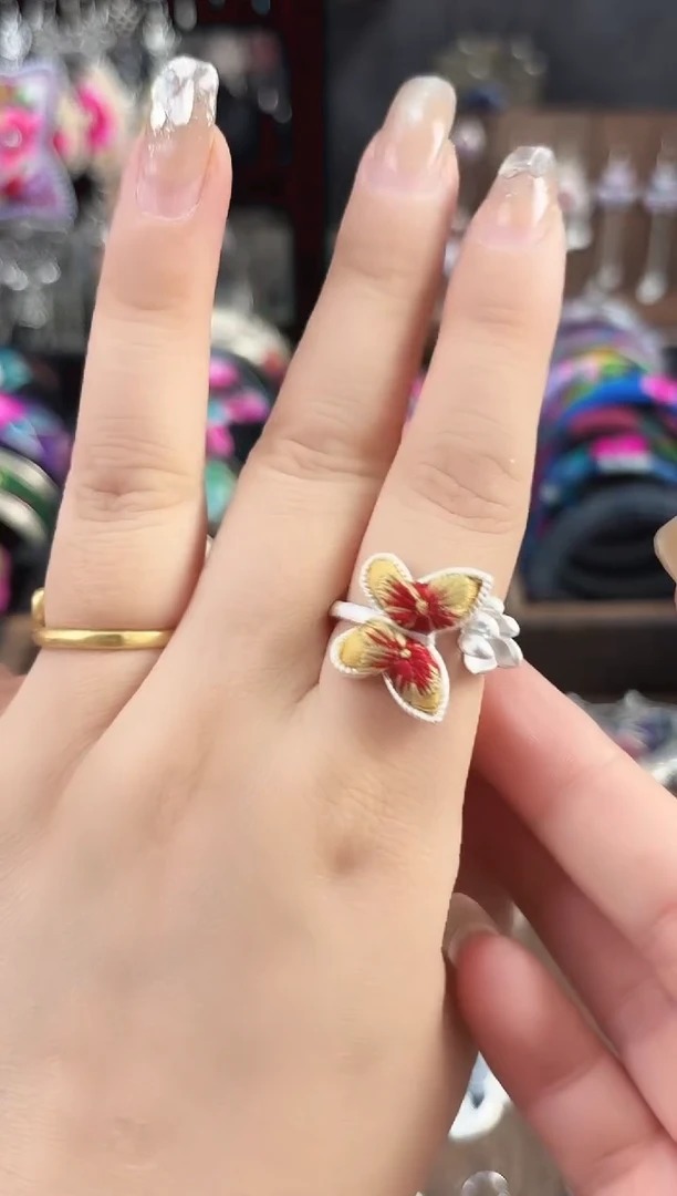 织绣艺枝独绣手工饰品68