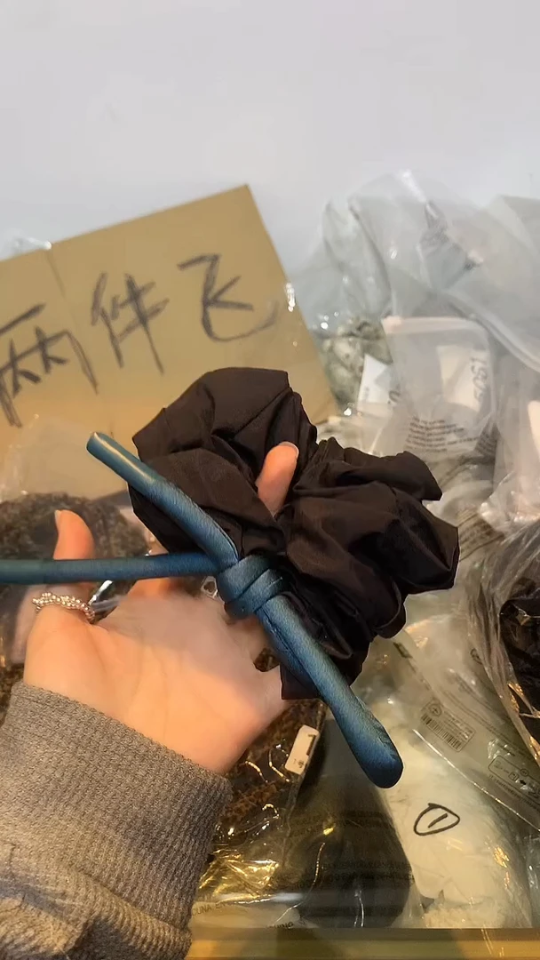 非金属无闪购323