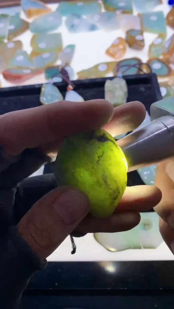 未镶嵌挂件翡翠翡翠