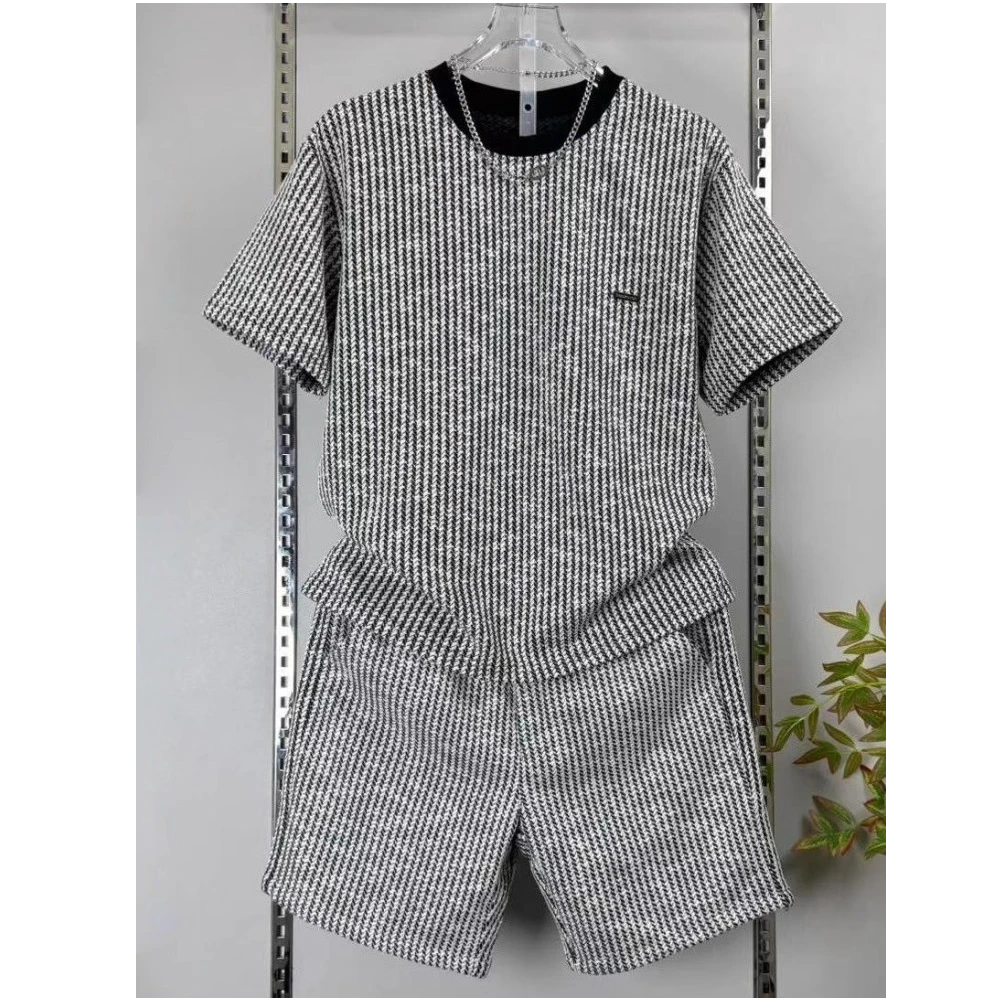 维多利亚时尚休闲套装轻奢痞帅男装夏季薄款条纹短袖T恤宽松短裤