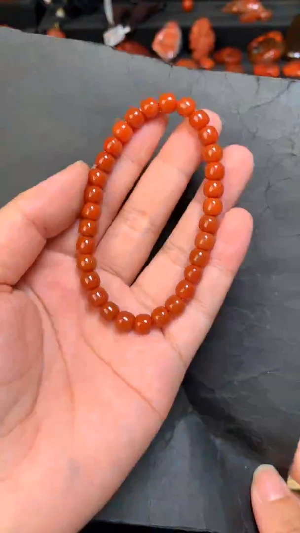 未镶嵌69南红玛瑙手串----6+