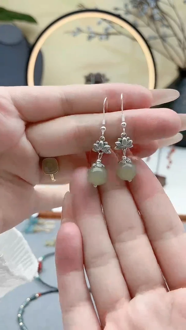 银S925镶嵌东陵石耳饰6512