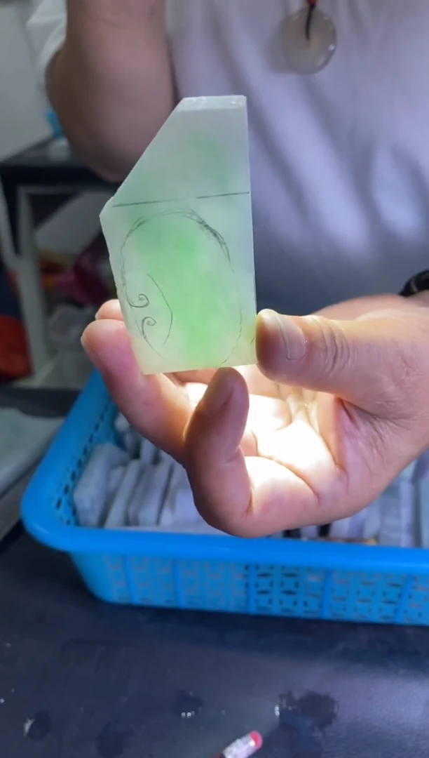 定制翡翠未镶嵌 包工