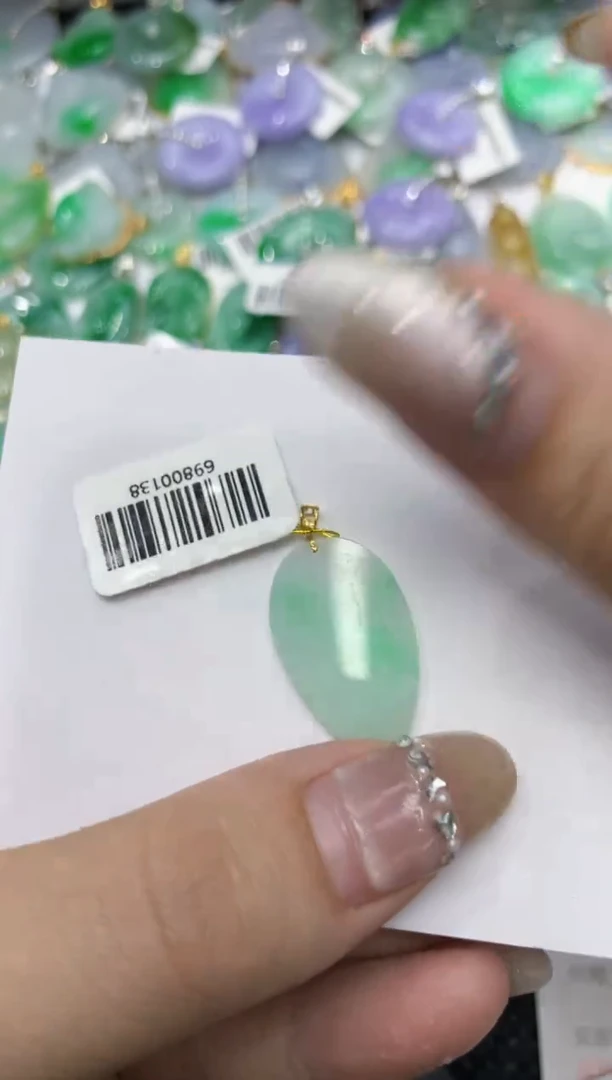 【闪购商品】翡翠颈饰18K金镶嵌222222222